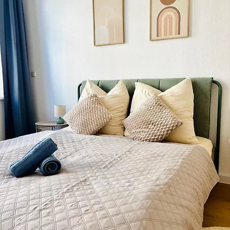 Apartment Stilvolles Boho Studio-birgit S-bahn-wifi-garten *