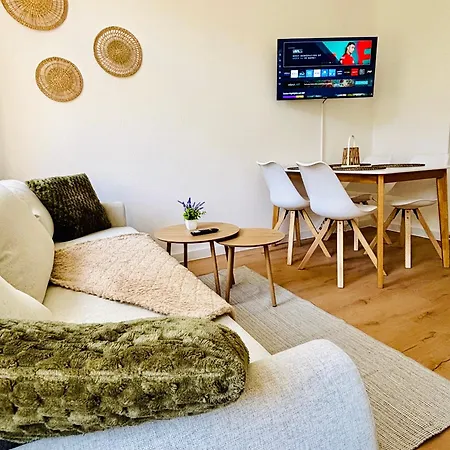 Stilvolles Boho Studio-birgit S-bahn-wifi-garten Apartment *